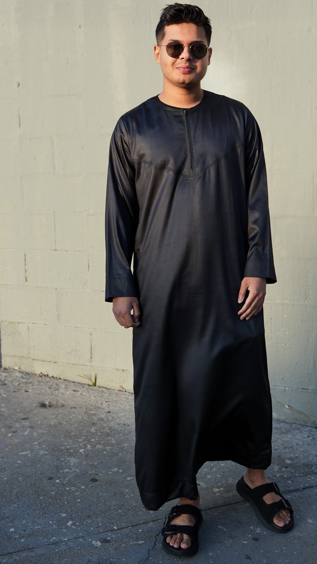 Emirati Black Thobe