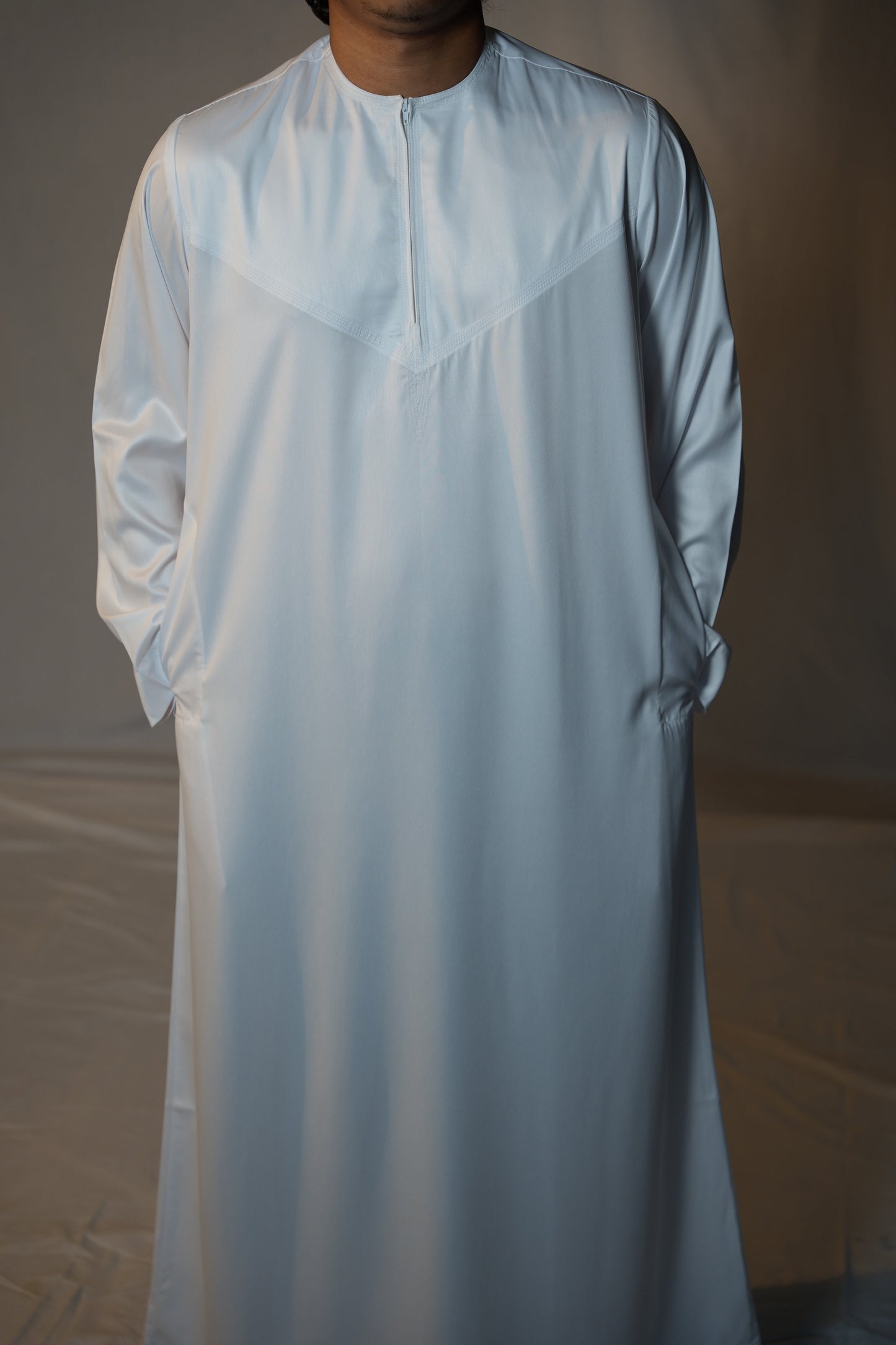 Emirati Satin White Thobe