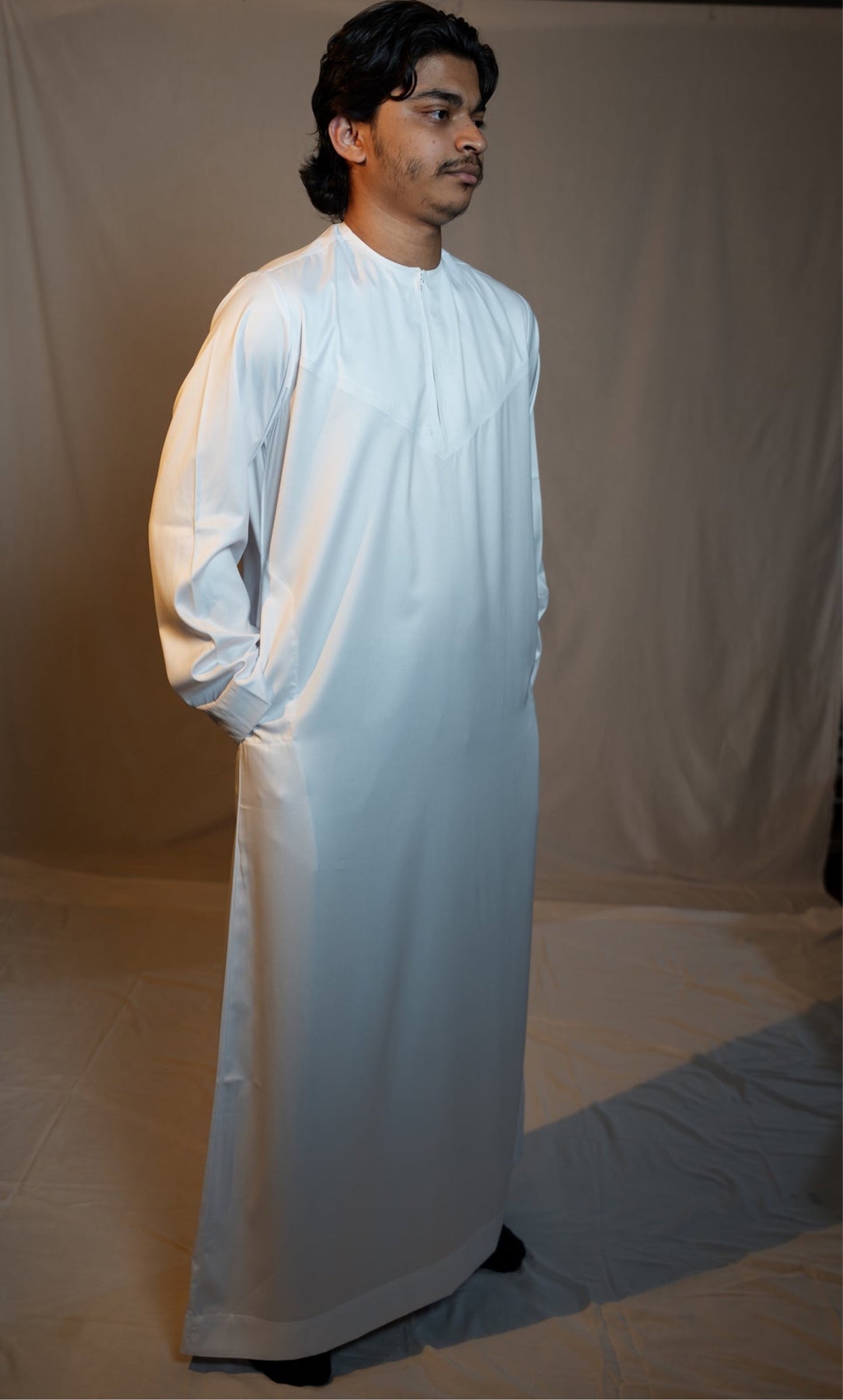 Emirati Satin White Thobe